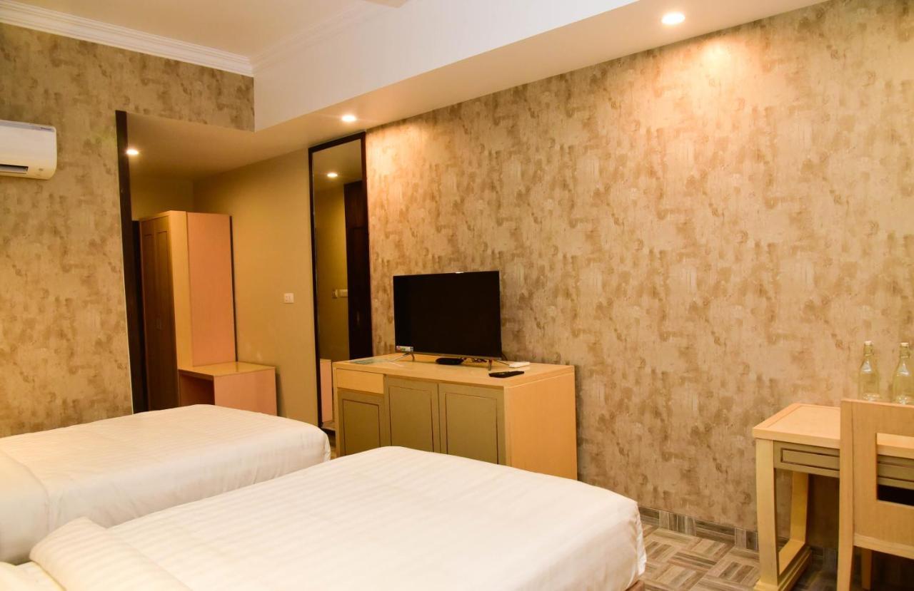 Hotel Casa Aishbagh Lucknow Dış mekan fotoğraf