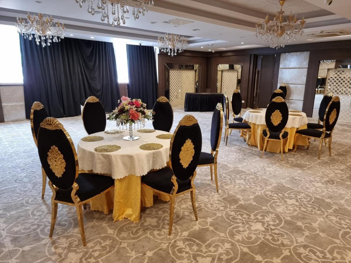 Hotel Casa Aishbagh Lucknow Dış mekan fotoğraf