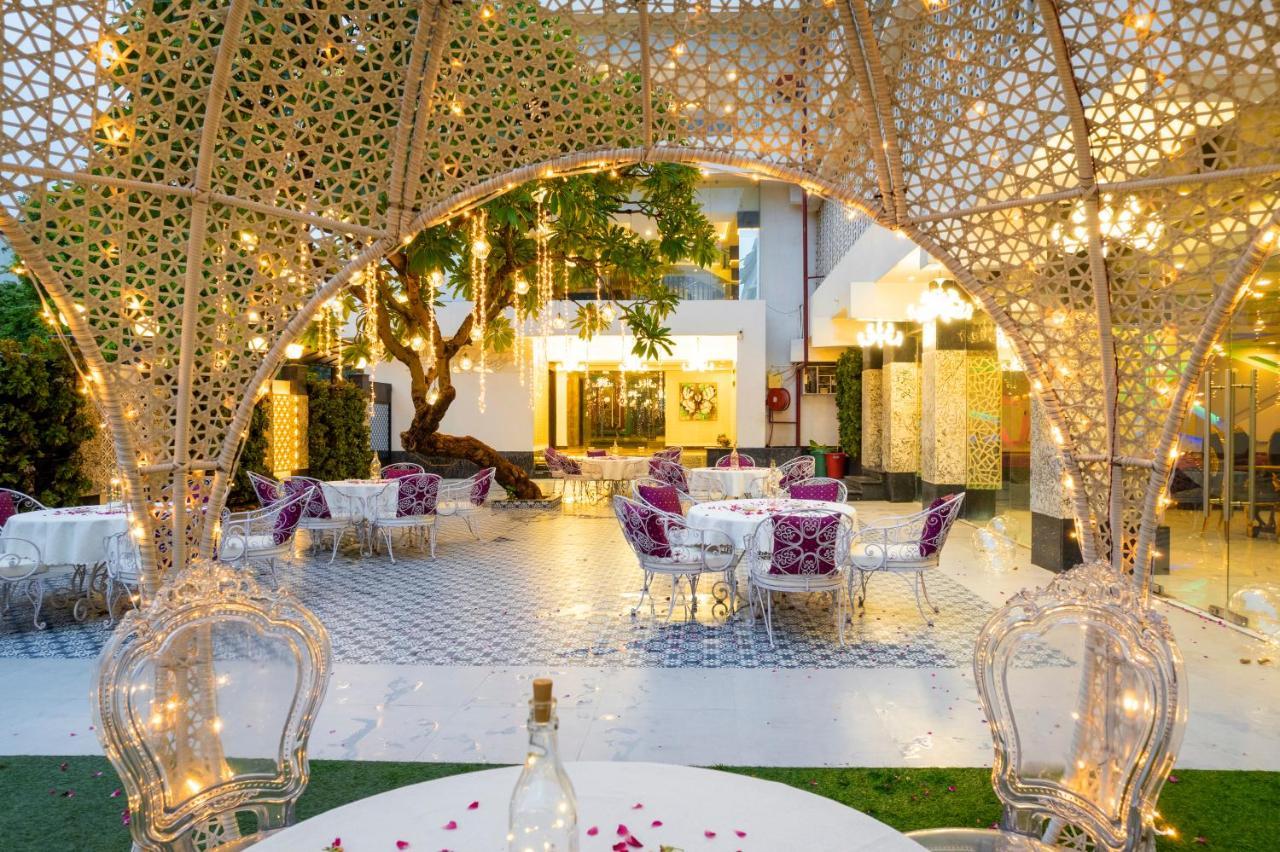Hotel Casa Aishbagh Lucknow Dış mekan fotoğraf